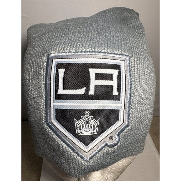 Los Angeles Kings Coors Light NHL Hockey Winter Hat Toque Beanie Stocking Cap NE - Picture 3 of 8